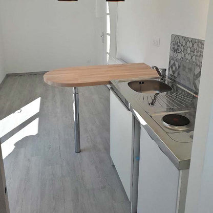 Contenedor transformado TINY' T0 CUBE 20 M2 DE COMODIDAD