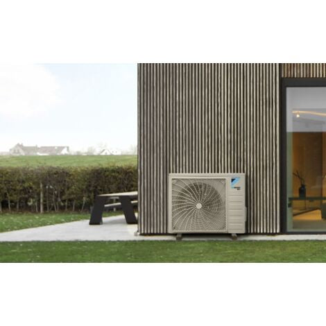 Aire acondicionado DAIKIN Sensira de 12000 BTU y 3,5 kW con refrigerante R32, clasificación energética A++/A+.