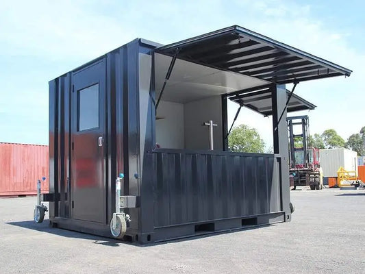 Contenedor de transporte de 10 pies convertido en una cocina profesional totalmente equipada: un camión de comida 100% móvil.