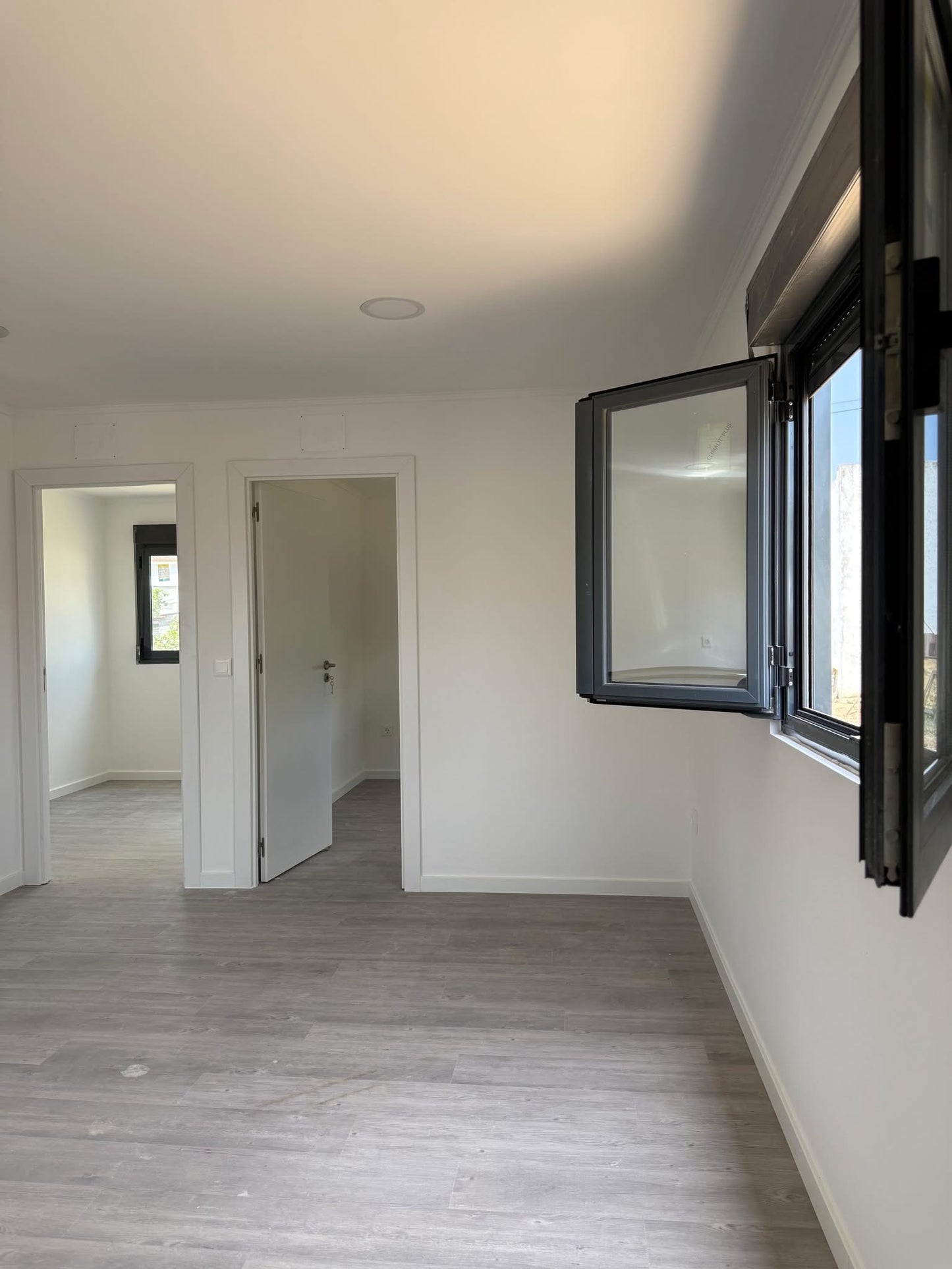 CASAS MODULARES E MÓDULOS INDIVÍDUAIS T2. 39m2