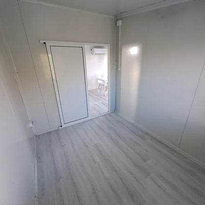 Bungalow amueblado tipo contenedor con cobertizo de jardín nuevo. T2