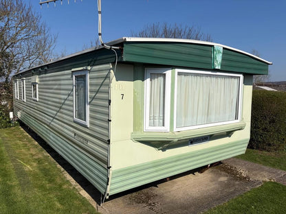 Casa móvil Inglaterra – 11,5 x 3,70 m (aprox. 40 m²)