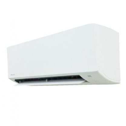 Aire acondicionado DAIKIN Sensira de 12000 BTU y 3,5 kW con refrigerante R32, clasificación energética A++/A+.