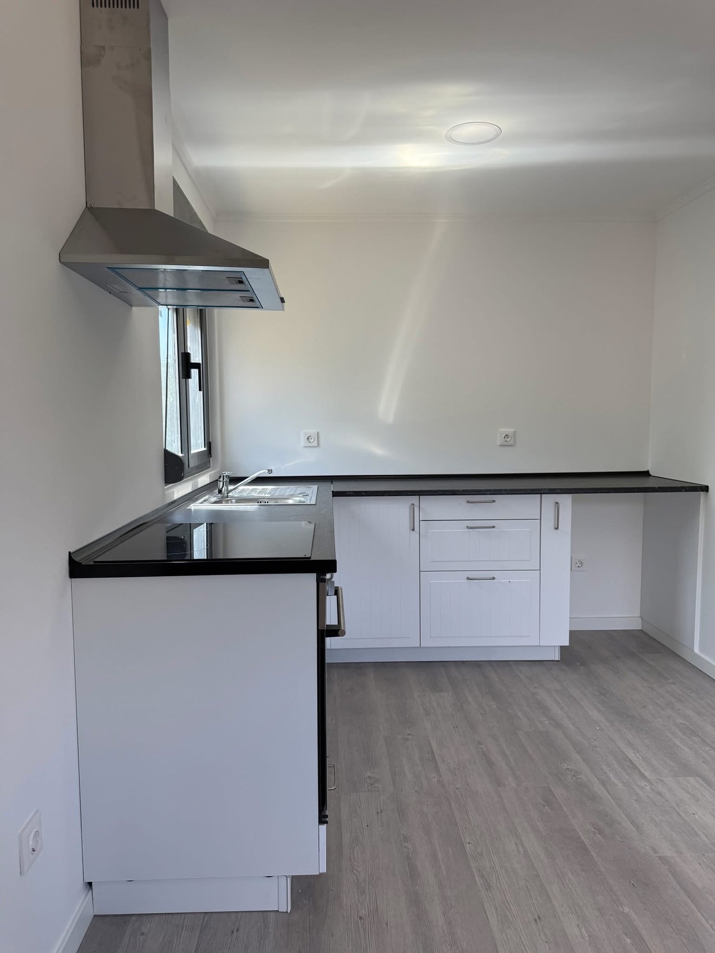 CASAS MODULARES E MÓDULOS INDIVÍDUAIS T2. 39m2