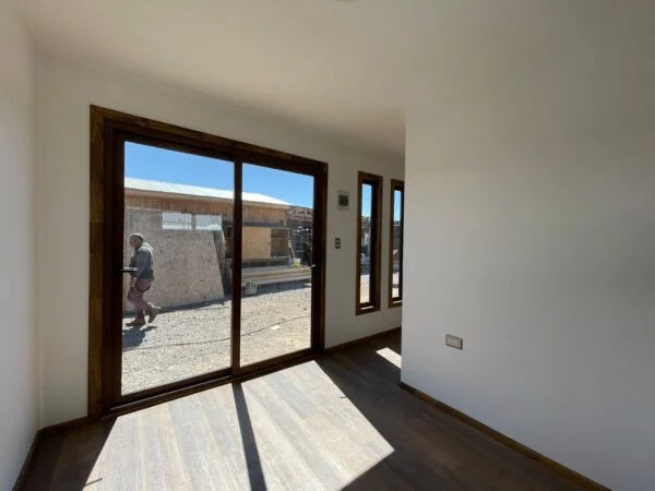 Contenedor modular Jocsan 8x3m – 24m²